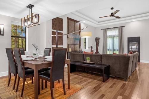 Florida Central Atlantic Coast House | 4BR 1 Mile to Disney World with Pool and Spa
