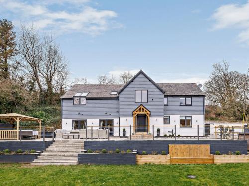 Bont Newydd House | 5 Bed in Caernarfon 80729