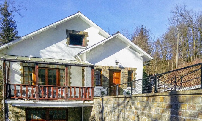 Gembes House | 5 bedroom stunning home in Rochehaut