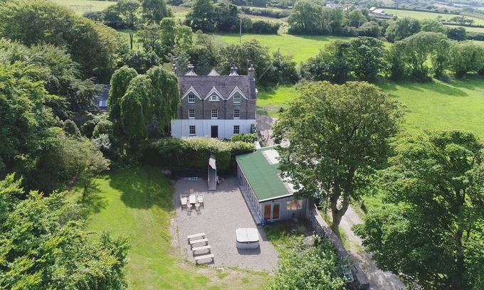 Newport House | 5 * Magnificent C18th Rectory and Cottage Sleeps 29 with Huge Garden