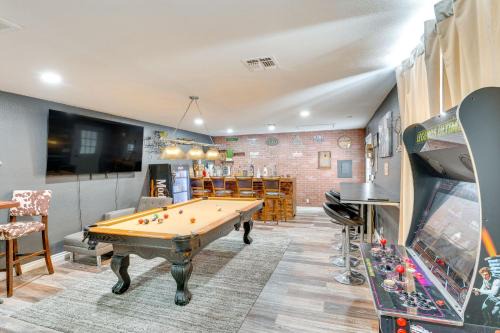 Bullhead City House | 5 Mi to Airport Bullhead City Villa with Mtn Views
