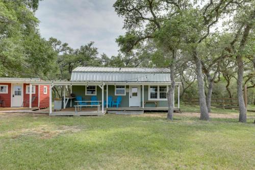 Sublime House | 5 Mi to Splashway Waterpark Cabin in Rock Island