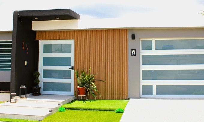 Cangrejo Arriba House | 5 Min San Juan Airport & Beach & Refresh Pool-14 Guest -Solar Panels - Jacuzzi