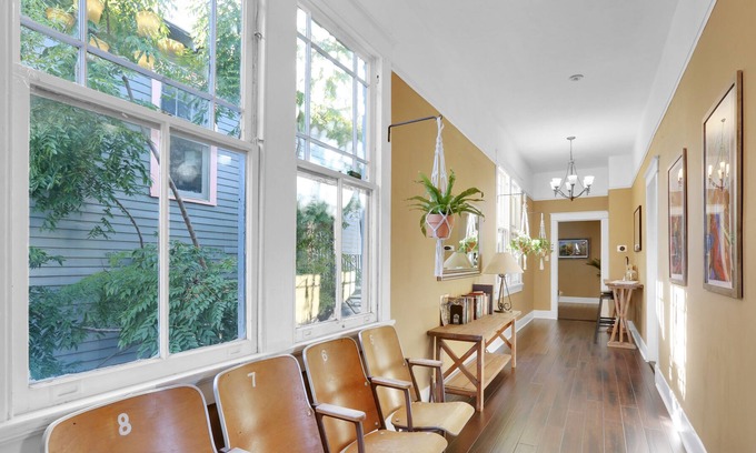 Saint Roch House | 5 min to French Qtr - King Bed - Best of St. Roch