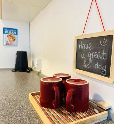 Billund Apartment | 5 min walk to LEGO house - studio room with private bathroom n4