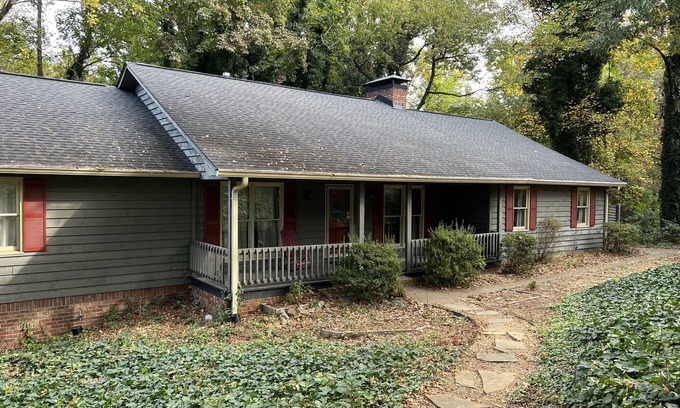 Marietta House | 5 minutes to Marietta Square! Cozy, spacious home overlooking a wooded back yard