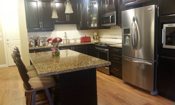 Yorkson Condo | 5 minutes to the Langley Event Center, Freeway, Shopping and Restaurants