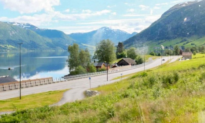 Jolster Apartment | 5 person holiday home in skei i jølster