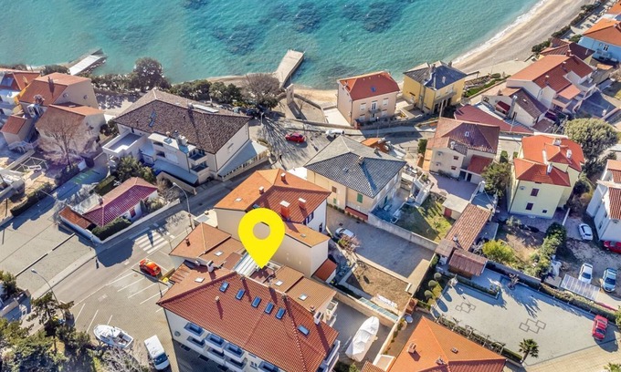 Baska Apartment | 50 metres to the beach