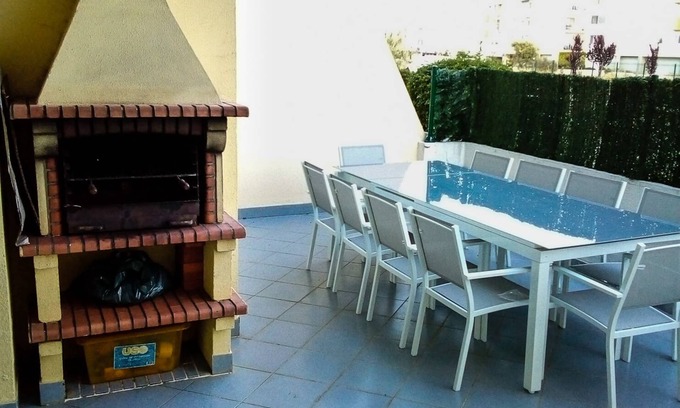 Albardeira Condo | 500mt from the Beach, 500mt Marina, Wifi, Swimming Pool, Children's Playground