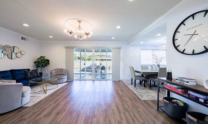 Los Angeles House | 5BR/3BA Cool Cozy Home w/Gate, Arcade & Fire Pit