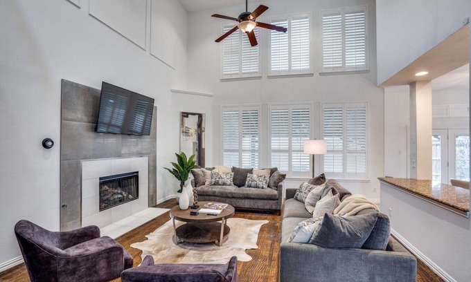 Rowlett Villa | 5Br Lux! Pool, Games & Theater