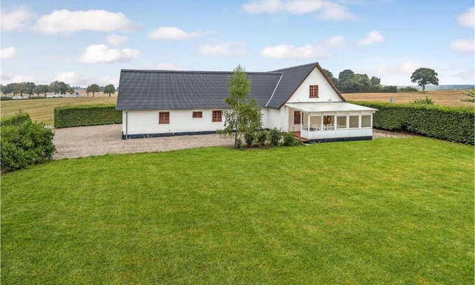 Kvaerndrup House | 6 Bedroom Gorgeous Home In Kværndrup