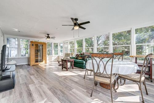 Lake Tarpon Estates House | 6 Mi to Sponge Docks Lake Tarpon Getaway with Dock!