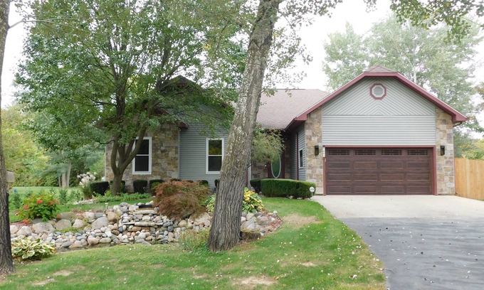 Birch Run Township House | 6 Minutes from the Historic Village of Frankenmuth