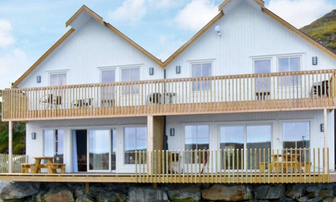 Dyrvik House | 6 person holiday home in Dyrvik