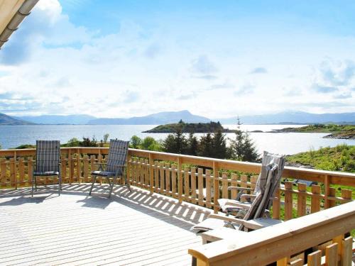 Donna House | 6 person holiday home in Dønna