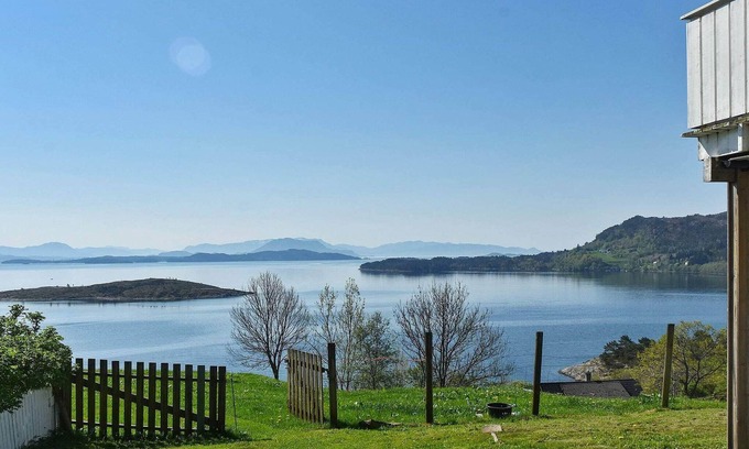 Tysnes Apartment | 6 person holiday home in Onarheim