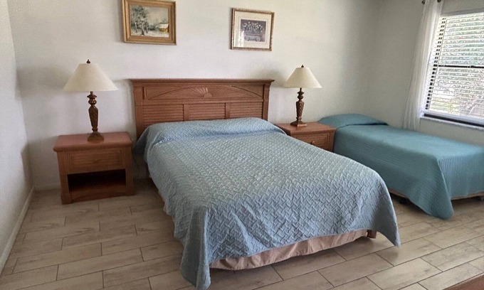 Trailer Estates Condo | 6017 - Charming 2 Bed/2 Bath condo in Bradenton close to IMG Academy and Beaches