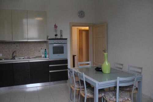 Pisa City Centre Apartment | 6th DOOR HOUSE