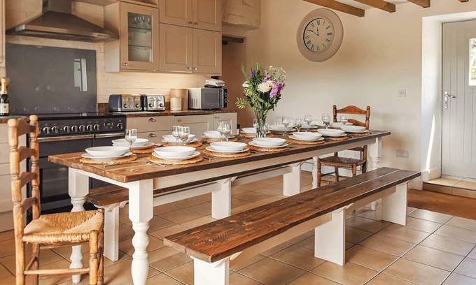 Bradbourne Cottage | 7 bedroom accommodation in Bradbourne, near Ashbourne