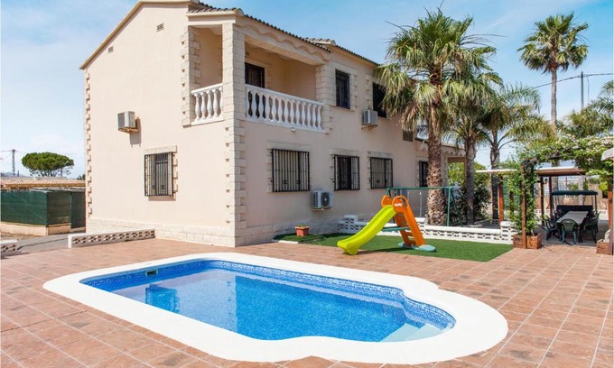 Cullera House | 7 Bedroom Awesome Home In Cullera