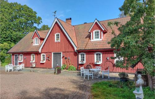 Ubbalt House | 7 Bedroom Gorgeous Home In Ubbalt