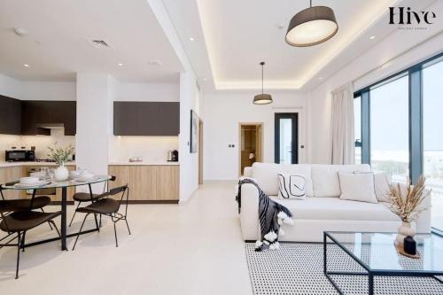 Jebel Ali Apartment | 7 By Aurora 310