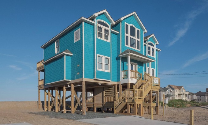 Rodanthe House | 7016- Caribbean Queen, Spacious Pet-Friendly Oceanfront Oasis in Rodanthe
