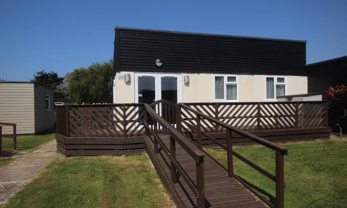 Earnley Ski Chalet | 7A Medmerry Park 2 Bedroom Chalet