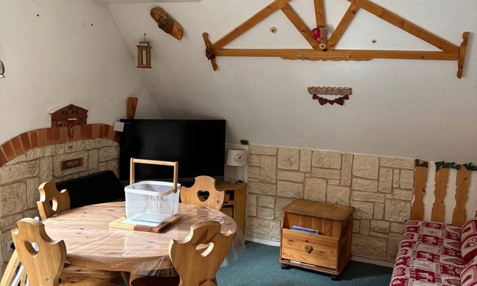 La Ferriere Apartment | 7laux/Le Pleynet 6 Personnes 4 Lits : 2 Chambres
