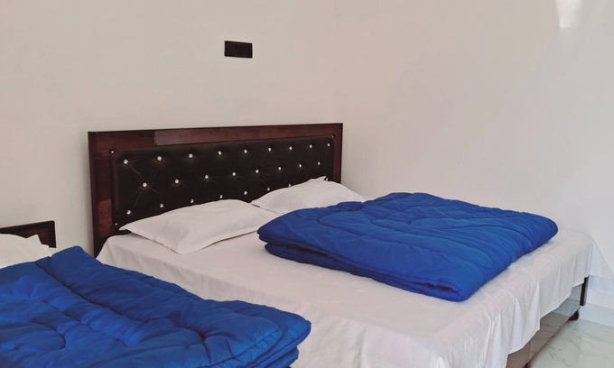 Narainkoti Hotel | 8-bedroom hotel in brilliant Phata Near Helipad Jamu