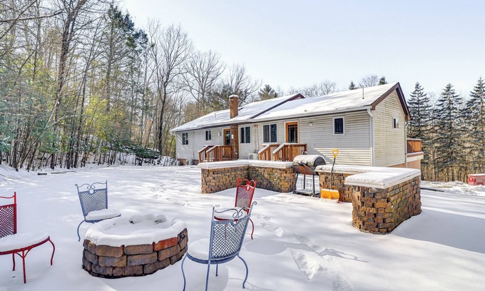 White Mills House | 8 Mi to Lake Wallenpapack: Gem w/Deck & Game Room