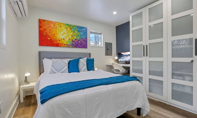 Near East Columbus House | 8 Min to Convention Center | Work Travel | Unit A