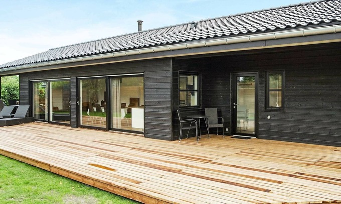 Oster Hurup House | 8 person holiday home in Hadsund-By Traum