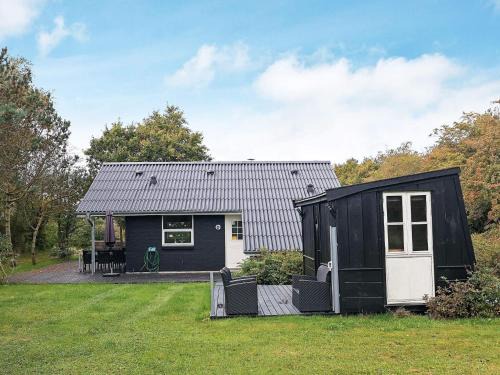 Sundstrup House | 8 person holiday home in Skals