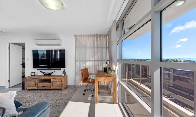 Scarborough Apartment | "804 Bunton" - Scarborough Q 4020