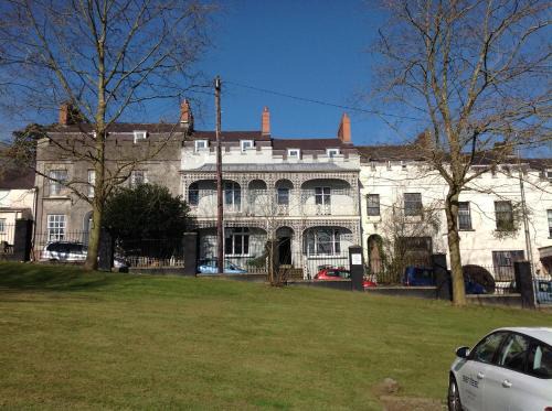 Haverfordwest House | 8a Spring Gardens