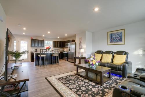 Durham House | 9 Mi to Duke University Spacious Home with Yard!