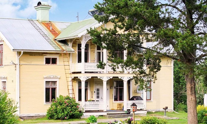 Kalarne House | 9 person holiday home in KÄLARNE