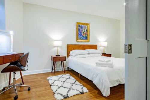 Dupont Circle Apartment | A Classy Corner of DC Minutes walk to Dupont Circle
