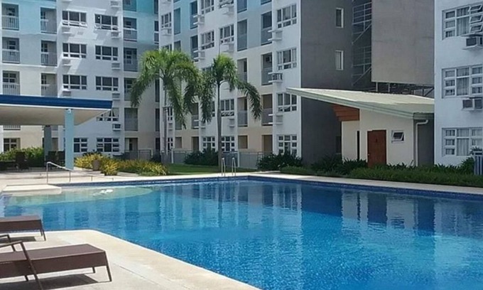 Sasa Condo | A Cozy 2 Bedroom Condo Max of 6 with Wifi | Netflix | Pool