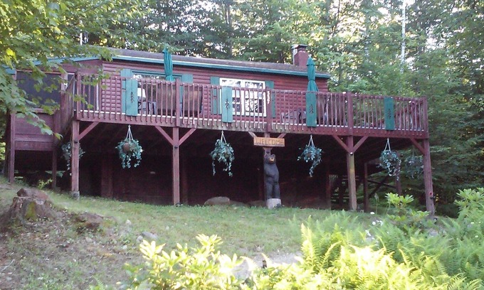 Gilmanton Cabin | A cozy, relaxing, private cabin overlooking Sawyer Lake WIFI, TV, AC, Heat