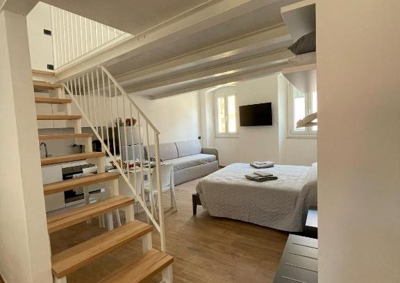 Lerici Apartment | A due passi dal mare - wi/fi-A/C