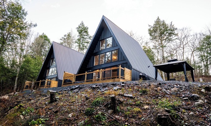 Lunenburg County Cottage | A-Frame Cottages – 2 for the price of 1! Newly Built Private Lakefront Retreat