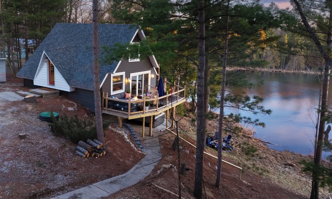 West Branch Cottage | A-Frame Escape - Hot Tub, Lake Views, Game Room