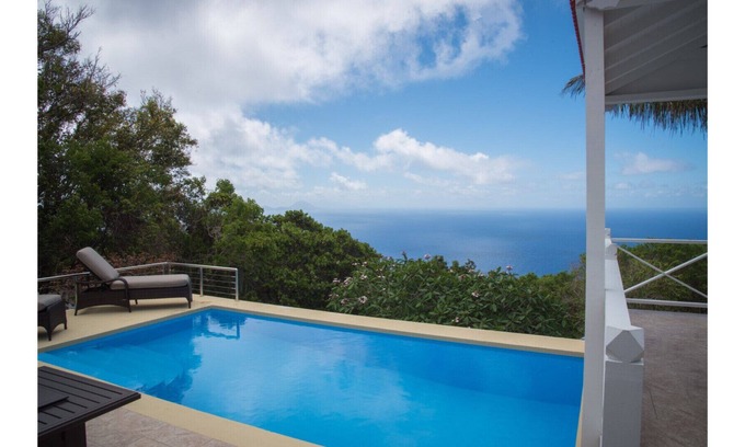 Windward Side House | A Hidden Gem On The Unspoilt Queen ~ SABA