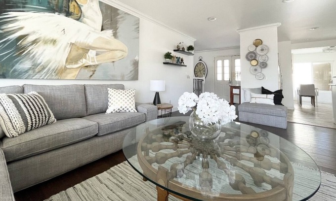 Laguna Hills Condo | A luxury spacious 1 bedroom apt 10 min to beach