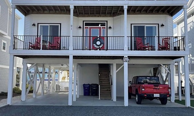 Ocean Isle Beach House | A Music Box!, 5BR, 2LR areas, NEW decks, Pool, Elevator,TikiBar! Putting green.