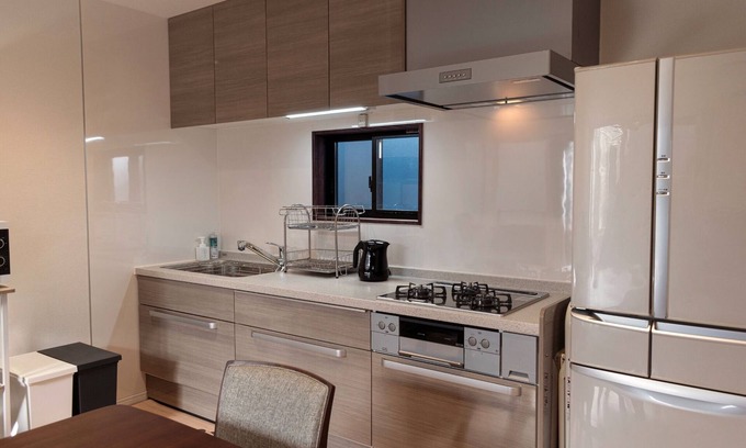 Numata House | A onestory 2LDK with a full kitchen perfect for f /Numata Gunma
